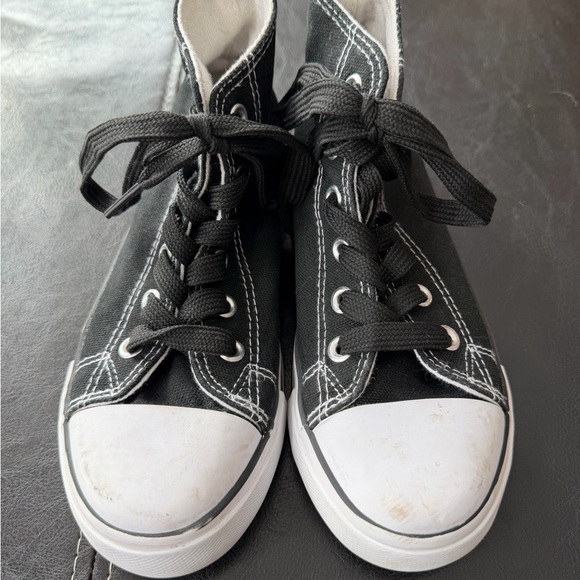 The Fashion Supply Other - The Fashion Supply- Classic Black and White Girl’s High-Top Sneakers